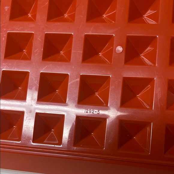 Vintage Tupperware Meat Storage Container - Picture 3 of 15